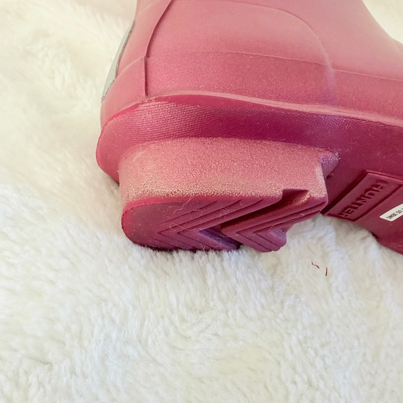 Hunter Big Kids Original Rain Boots - Fuschia Nebula - Picture 11 of 16